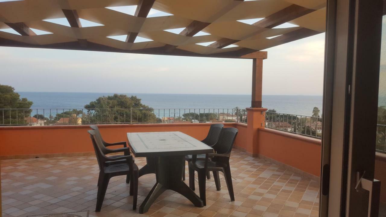 فيلا Terrazza Sul Golfo Degli Angeli كابيتانا المظهر الخارجي الصورة